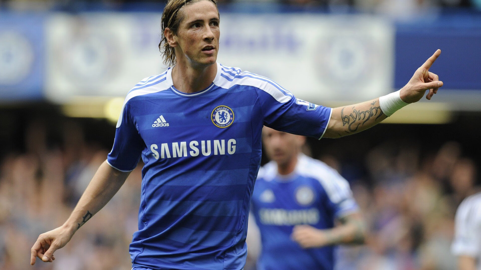 开云体育官网-西甲国家德比与篮网巅峰对决，跨越时空的胜负辩证法